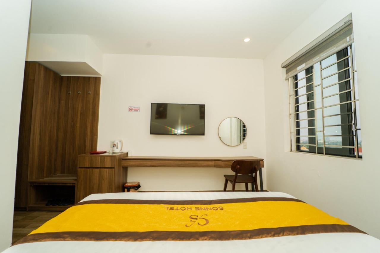 Sonne Hotel Quang Binh ドンホイ エクステリア 写真